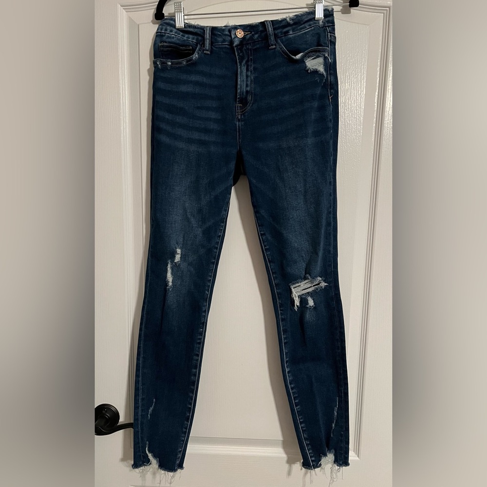 Women’s Delilah Distresses Vervet Skinny Jeans